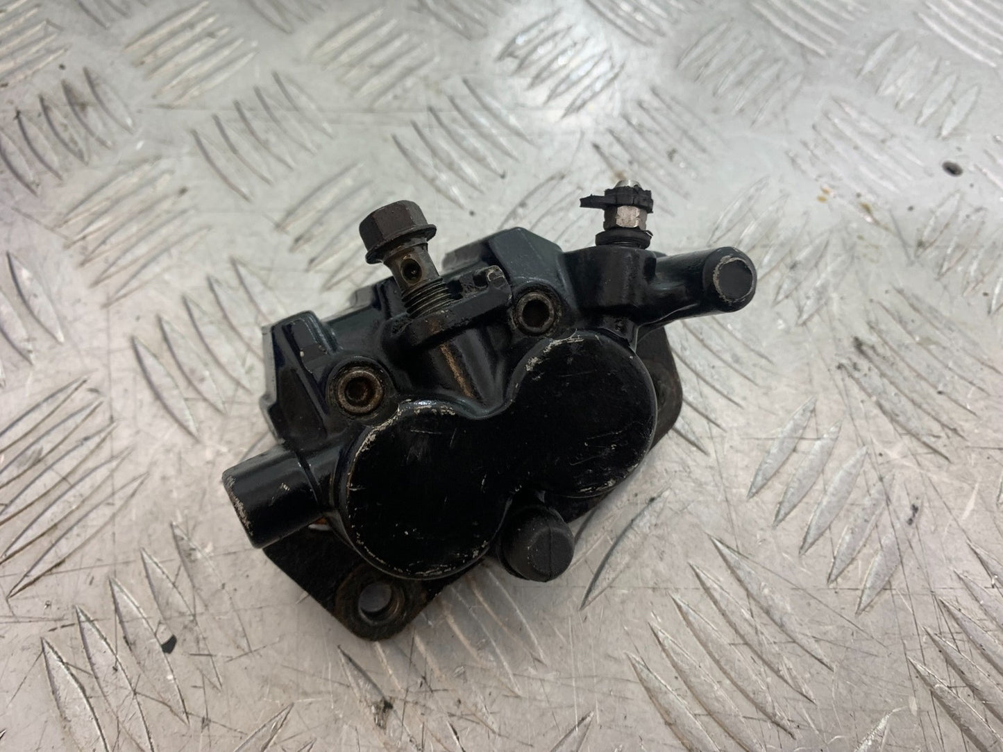 TRIUMPH TROPHY 900 REAR BRAKE CALIPER  YEAR 1991-95 (CMB1251)