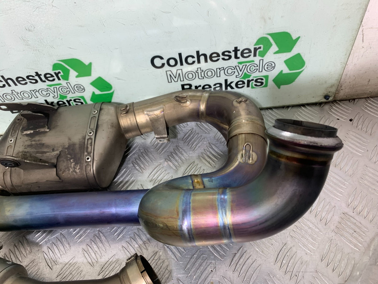 KTM 1290 SUPER DUKE R AKRAPOVIC EXHAUST SYSTEM  YEAR 2020-2024 (CMB1272)