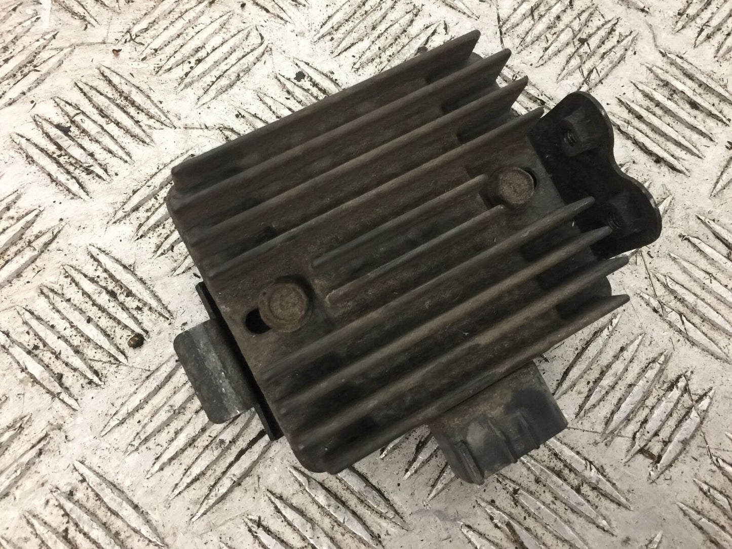 KAWASAKI Z1000 REGULATOR  YEAR 2007-2009 (STOCK 763)