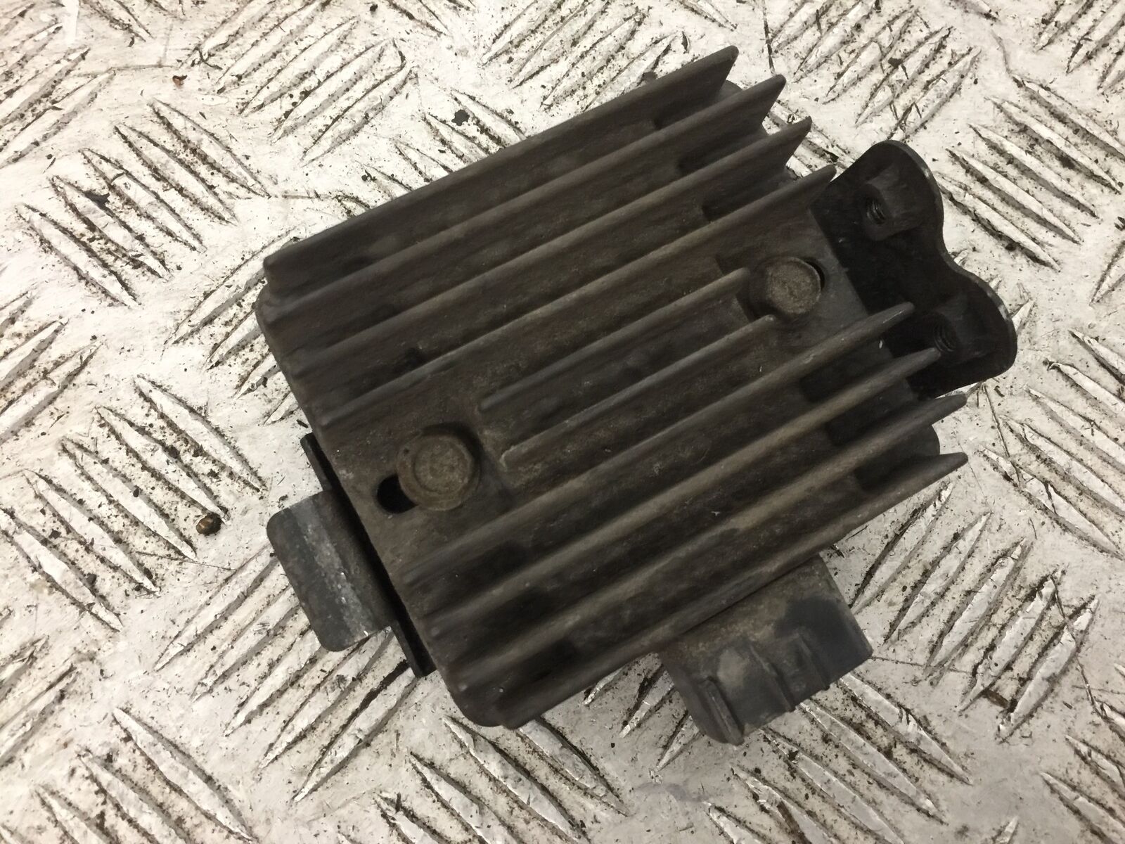 KAWASAKI Z1000 REGULATOR  YEAR 2007-2009 (STOCK 763)
