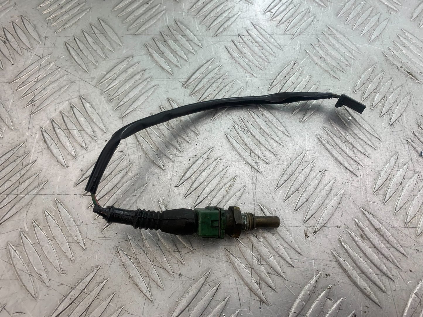 HONDA XL125 VARADERO TEMPERTATURE SENDER   YEAR 2001-2006  (CMB1210)