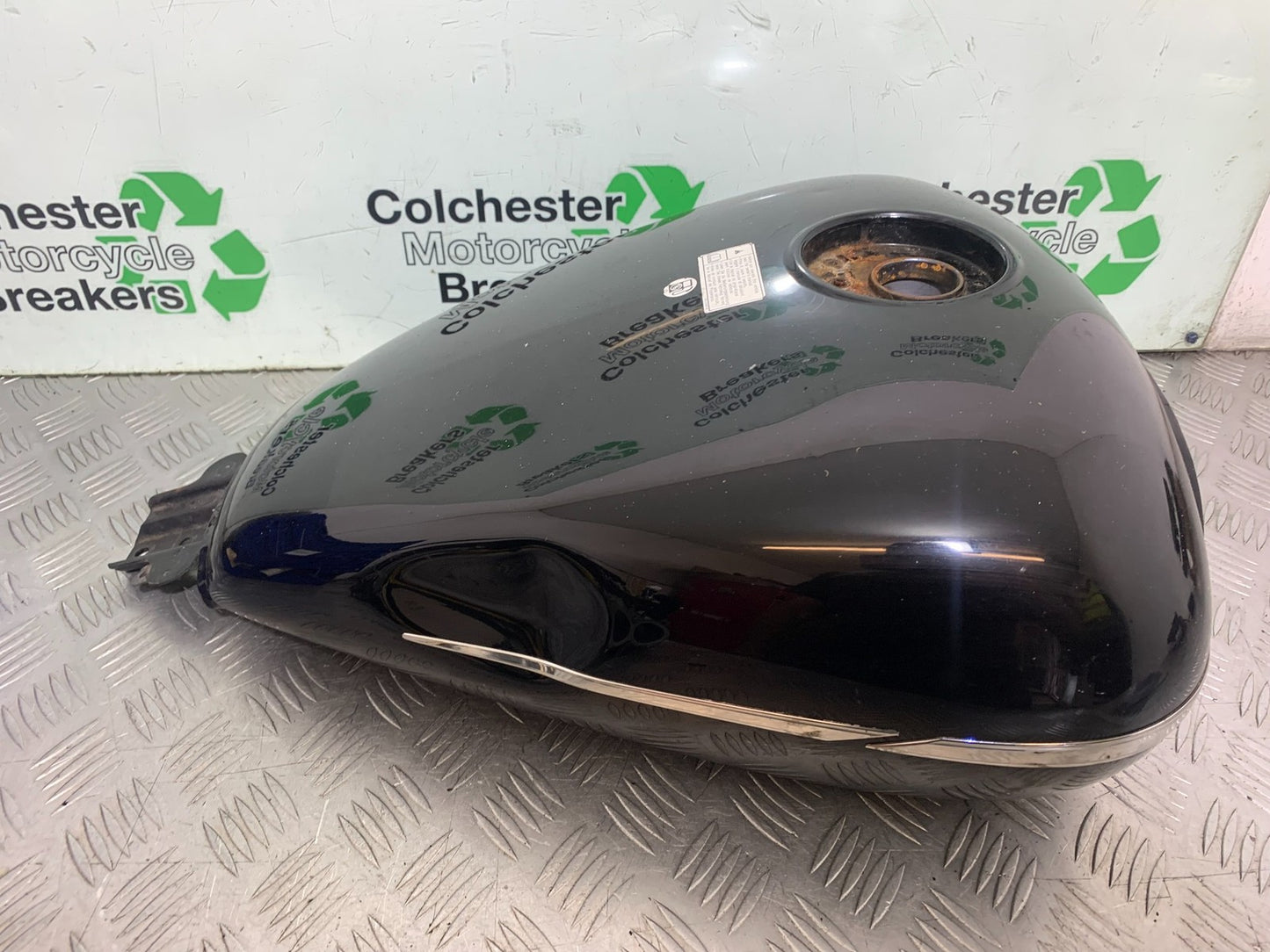 YAMAHA XVS 1300 MIDNIGHT STAR PETROL TANK  YEAR 2007-16 (CMB1200)