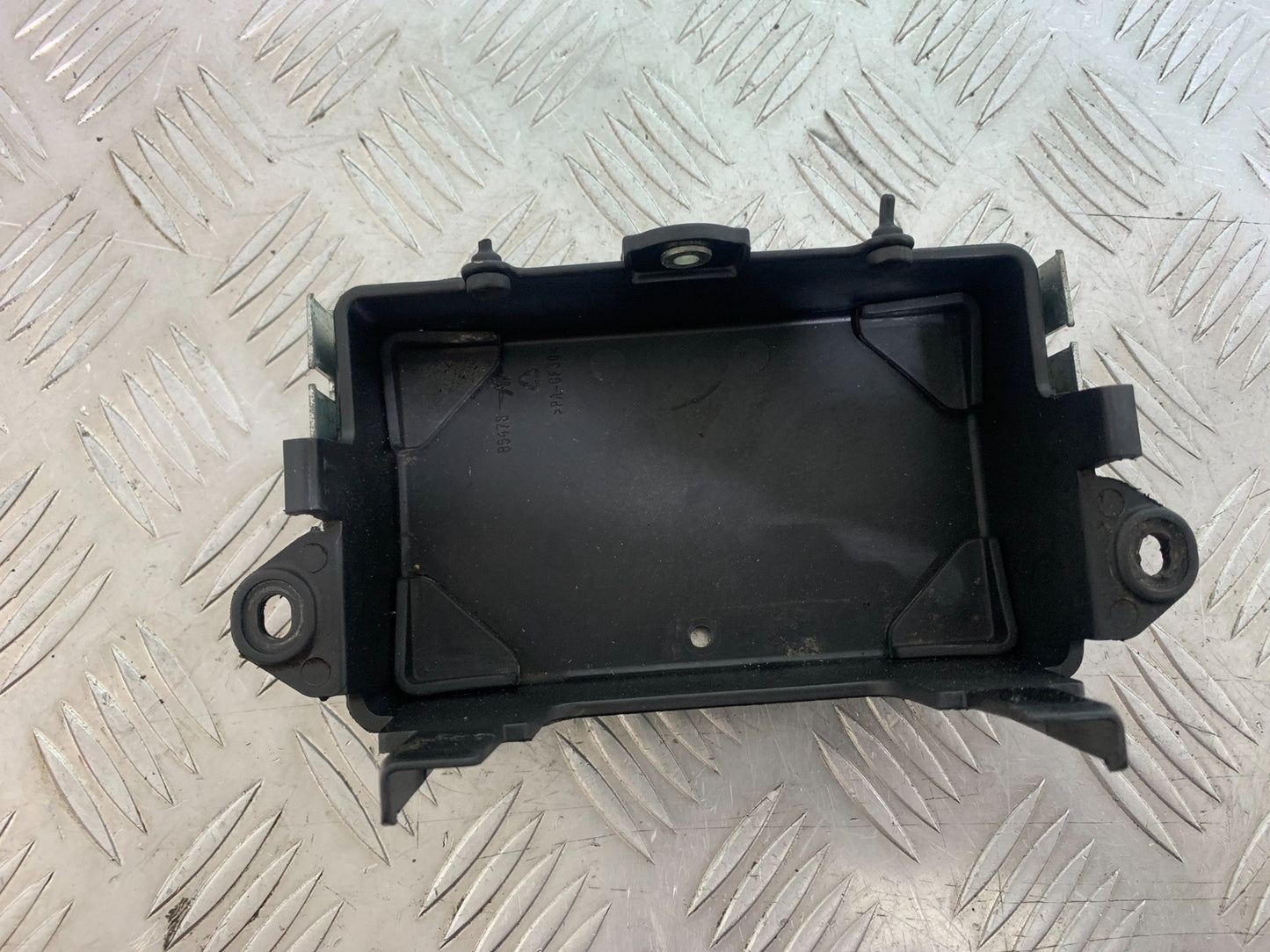MV AGUSTA 800 F3 BATTERY TRAY   YEAR 2013-2016 (CMB1152)