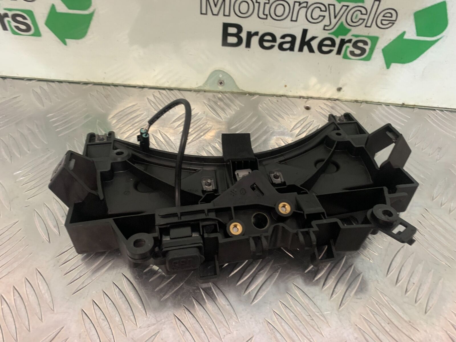 TRIUMPH 765 STREET TRIPLE RS ENGINE COVER  YEAR 2018-2021 (STOCK 968)