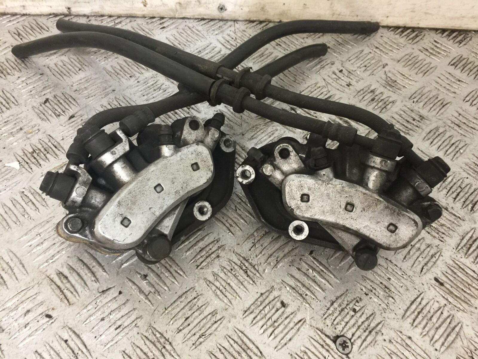 SUZUKI VLR1800 VLR 1800 FRONT BRAKE CALIPERS   YEAR 2010 (STOCK 815)