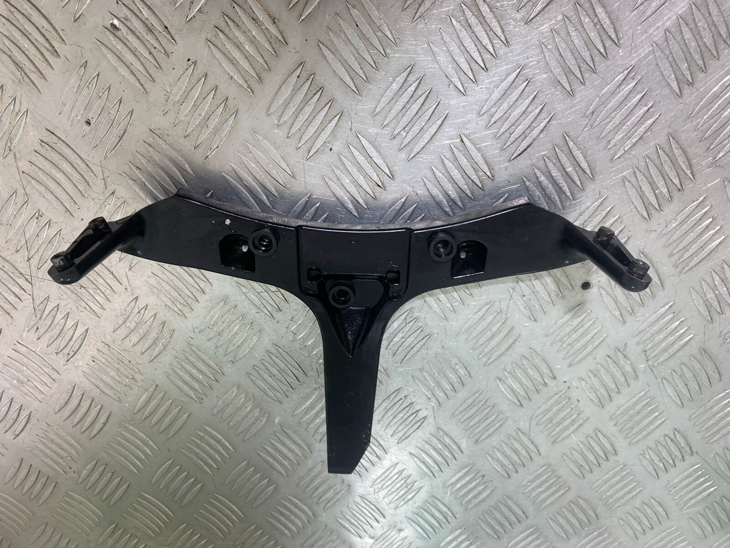 HONDA CBR600 CBR 600 RR FAIRING BRACKET  YEAR 2003-2004 CMB1086)