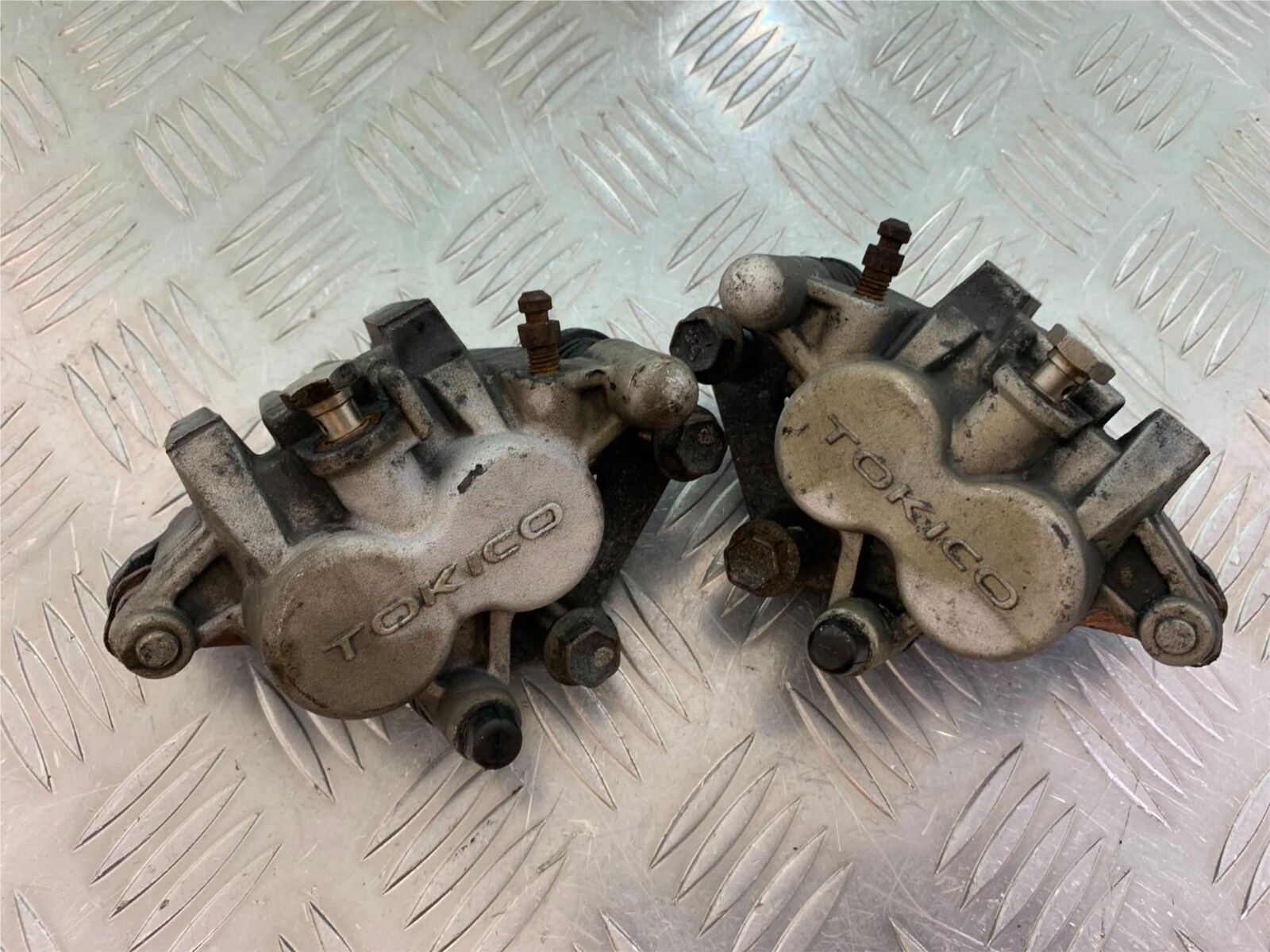 SUZUKI SV650 SV 650 FRONT CALIPERS  YEAR 2003-2006 (CMB1024)