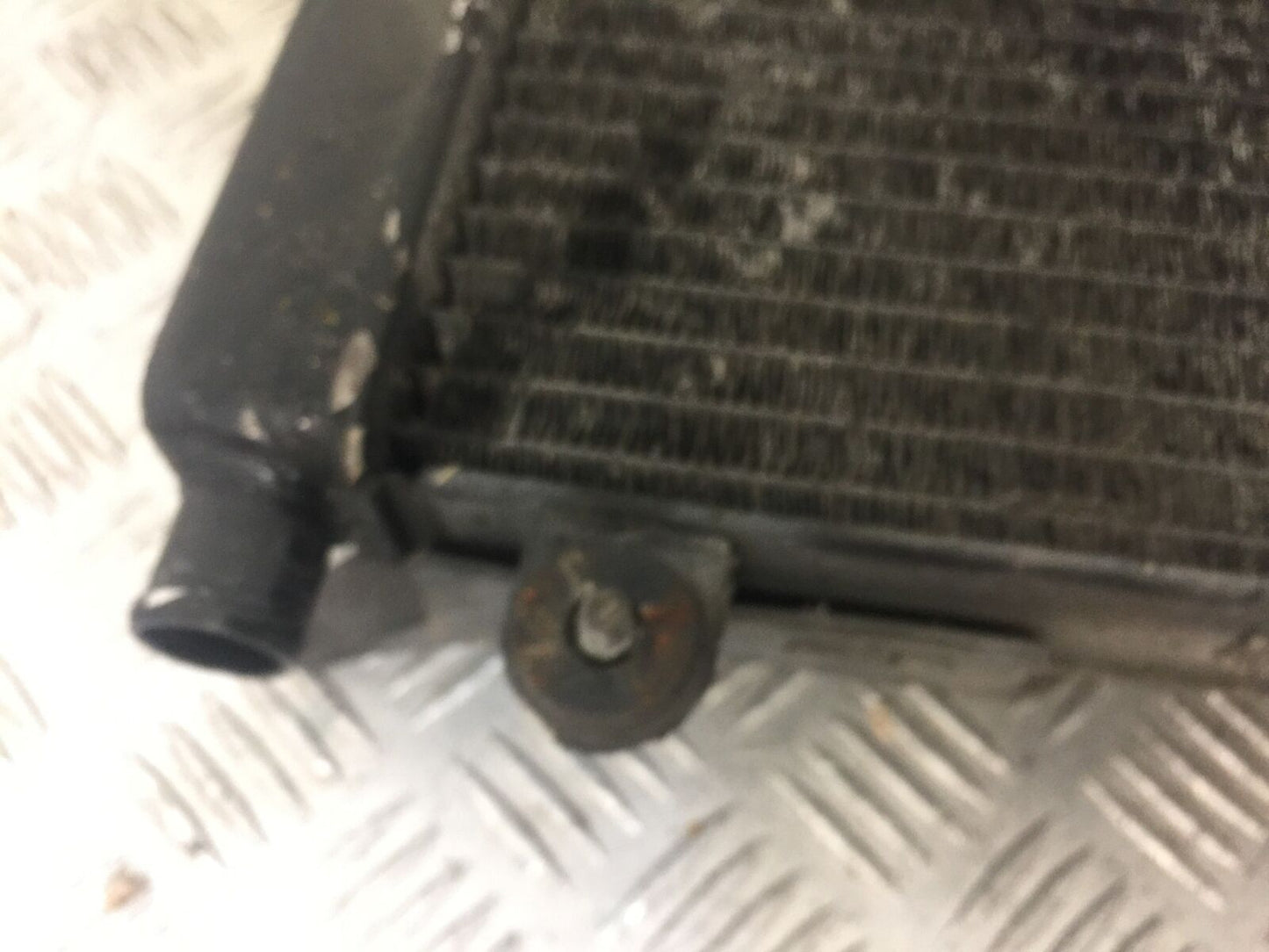 HONDA HONDA CBR400 RR RADIATOR YEAR 1990-95(STOCK 624)