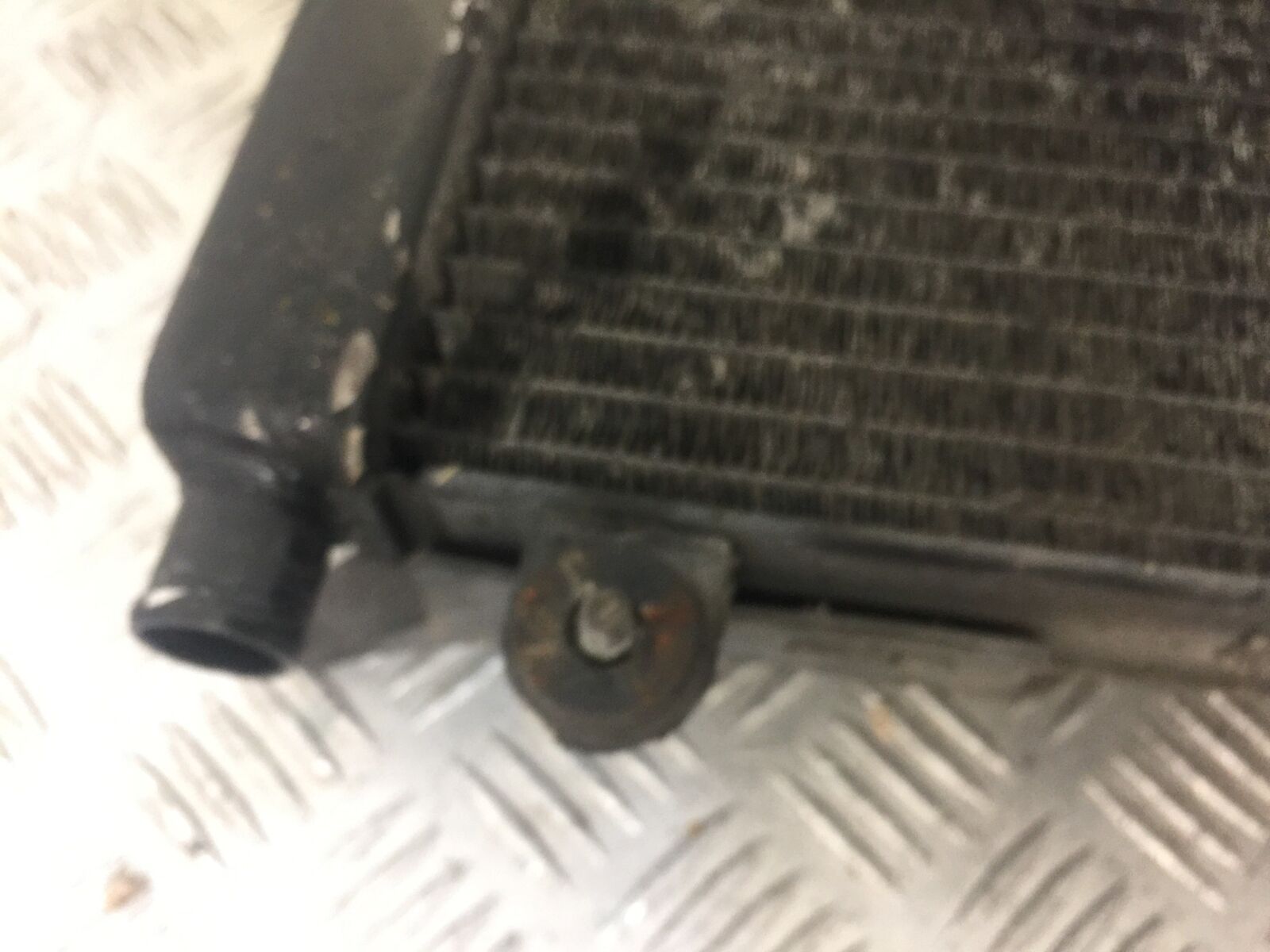 HONDA HONDA CBR400 RR RADIATOR YEAR 1990-95(STOCK 624)