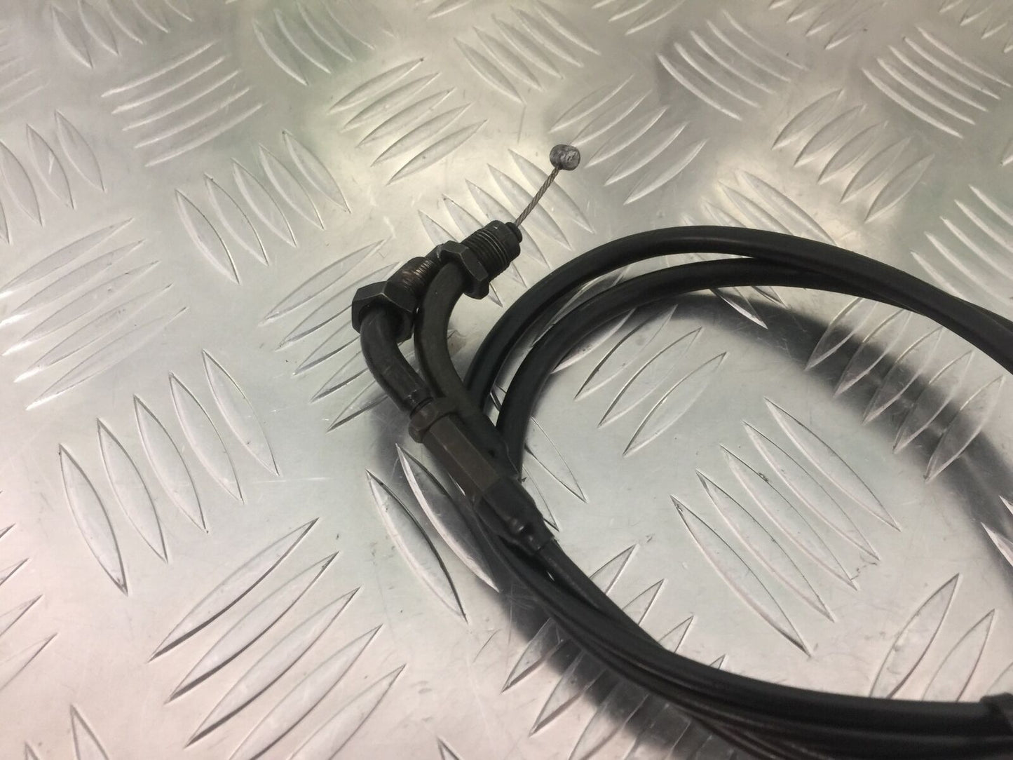 HONDA CBR600 RR THROTTLE CABLES  YEAR 2005-2006 (STOCK 933)