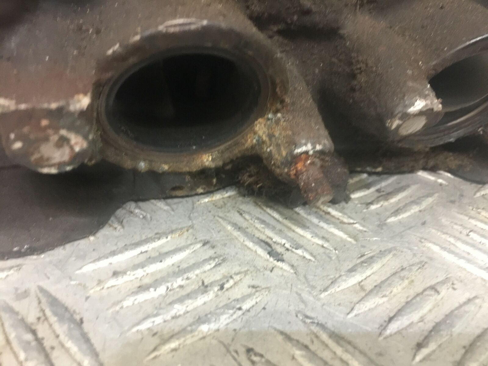 HONDA CBR1100 BLACKBIRD CYLINDER HEAD  YEAR 2001 (STOCK 390)