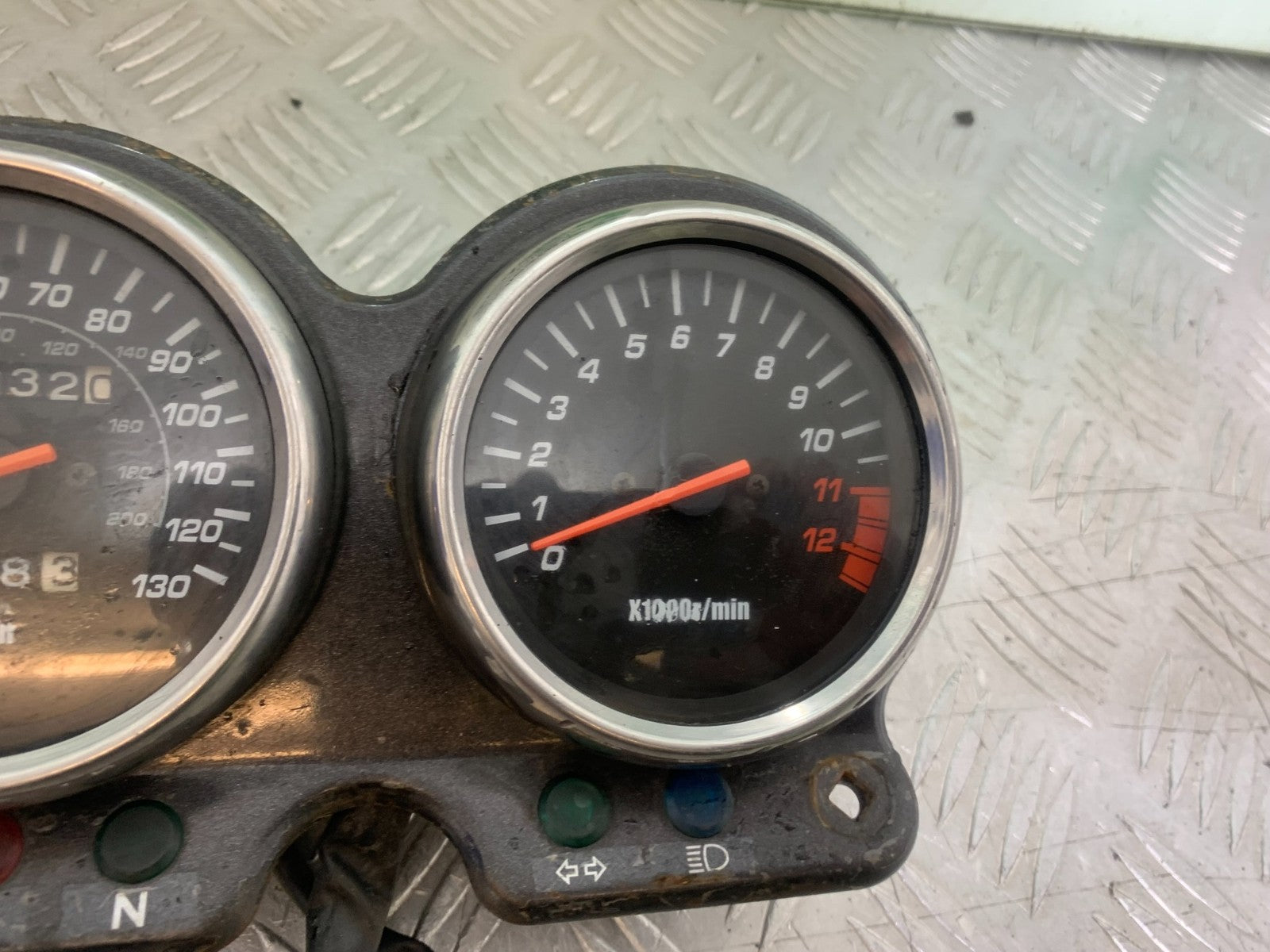 SUZUKI GS500 GS 500 CLOCKS (DAMAGED)  YEAR 2001-2008 (CMB1254)