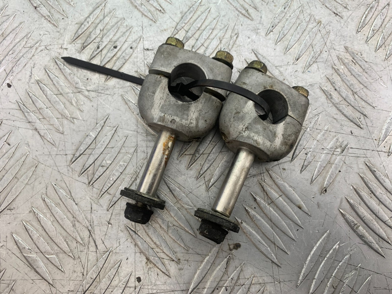 HONDA ST1100 PAN EUROPEAN HANDLEBAR RISERS   YEAR 1993-2001 (CMB1195)