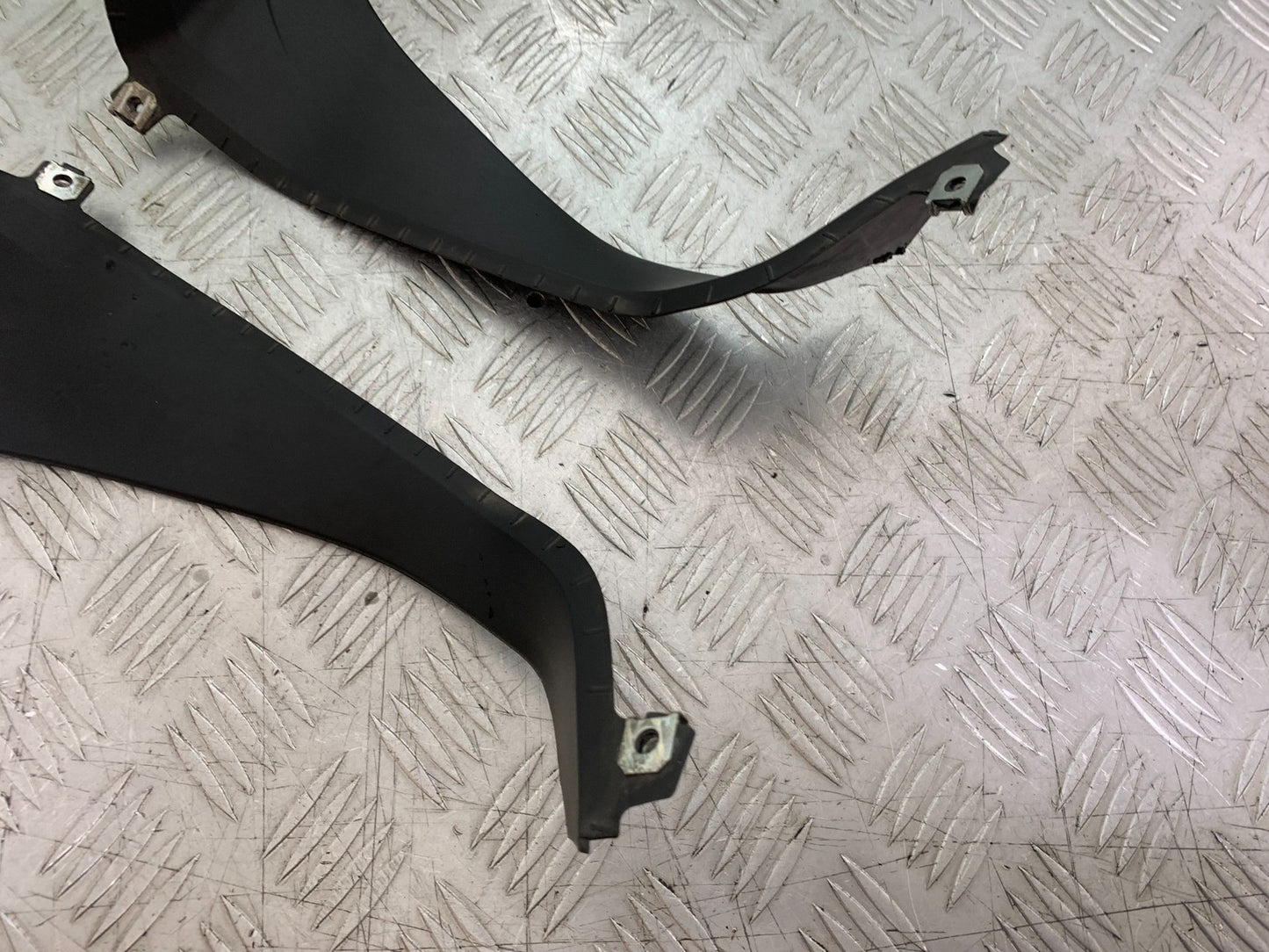 BMW F800 GT LEFT & RIGHT TOP INFILL PANELS  YEAR 2013-2017 (CMB1248)