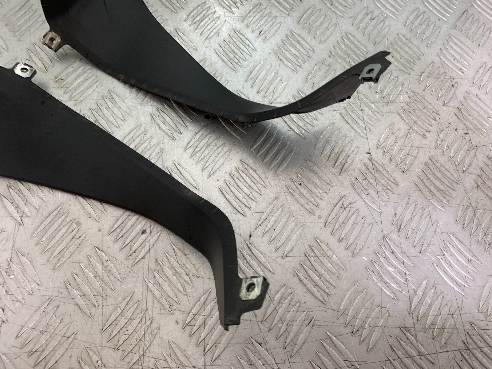 BMW F800 GT LEFT & RIGHT TOP INFILL PANELS  YEAR 2013-2017 (CMB1248)