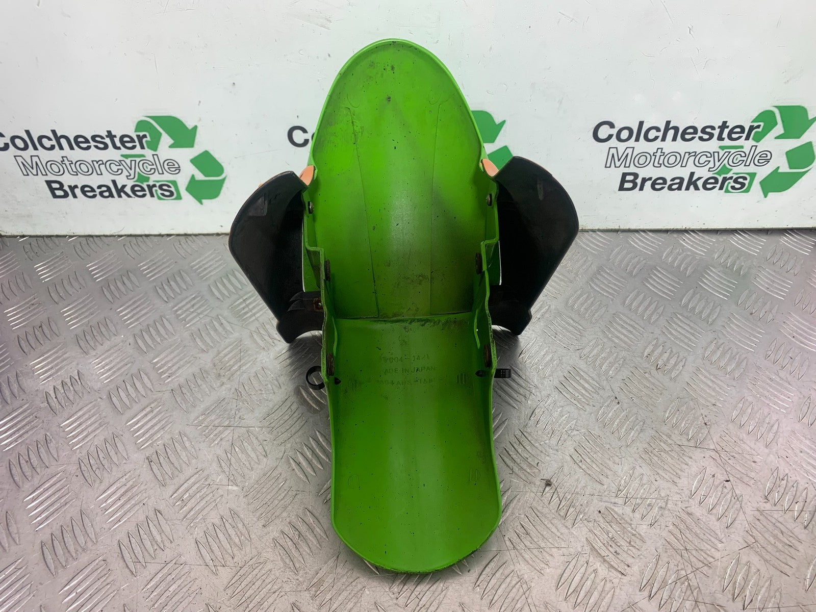 KAWASAKI ZX9R ZX9 E1 FRONT MUDGUARD  YEAR 2000-01 (CMB1171)