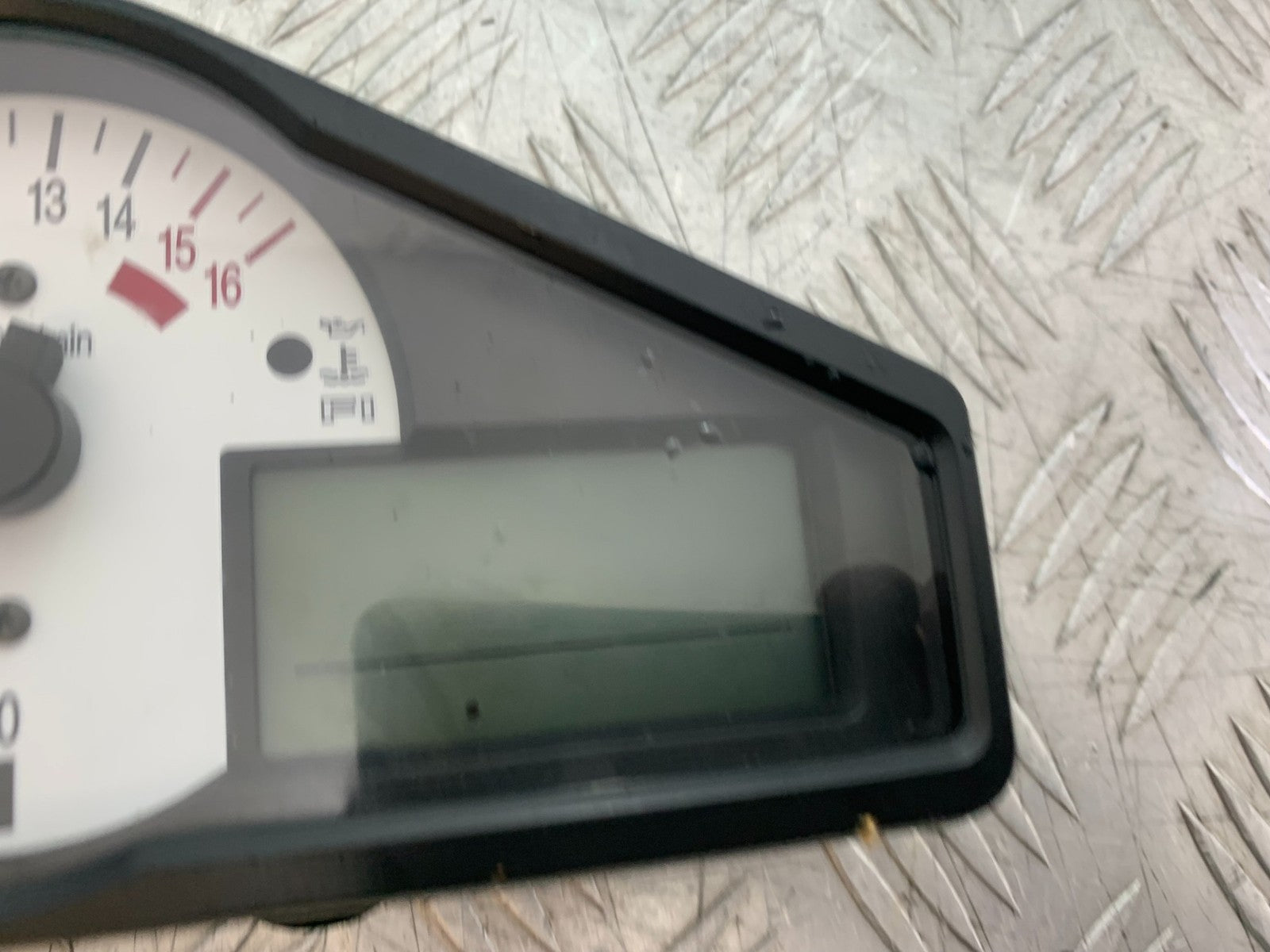 SUZUKI GSXR600 GSXR 600 K1 K2 K3 CLOCKS SPEEDO DASH  1999-03 (CMB1284)