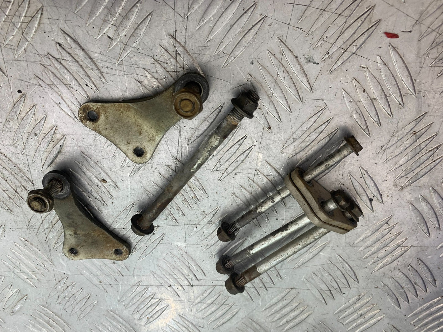 KAWASAKI KXF450 KXF 450 ENGINE BRACKETS  YEAR 2013 CMB1217)