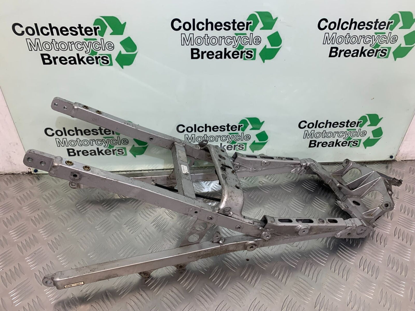 YAMAHA FJR1300 FJR 1300 REAR SUBFRAME  YEAR 2001-05 (STOCK 946)