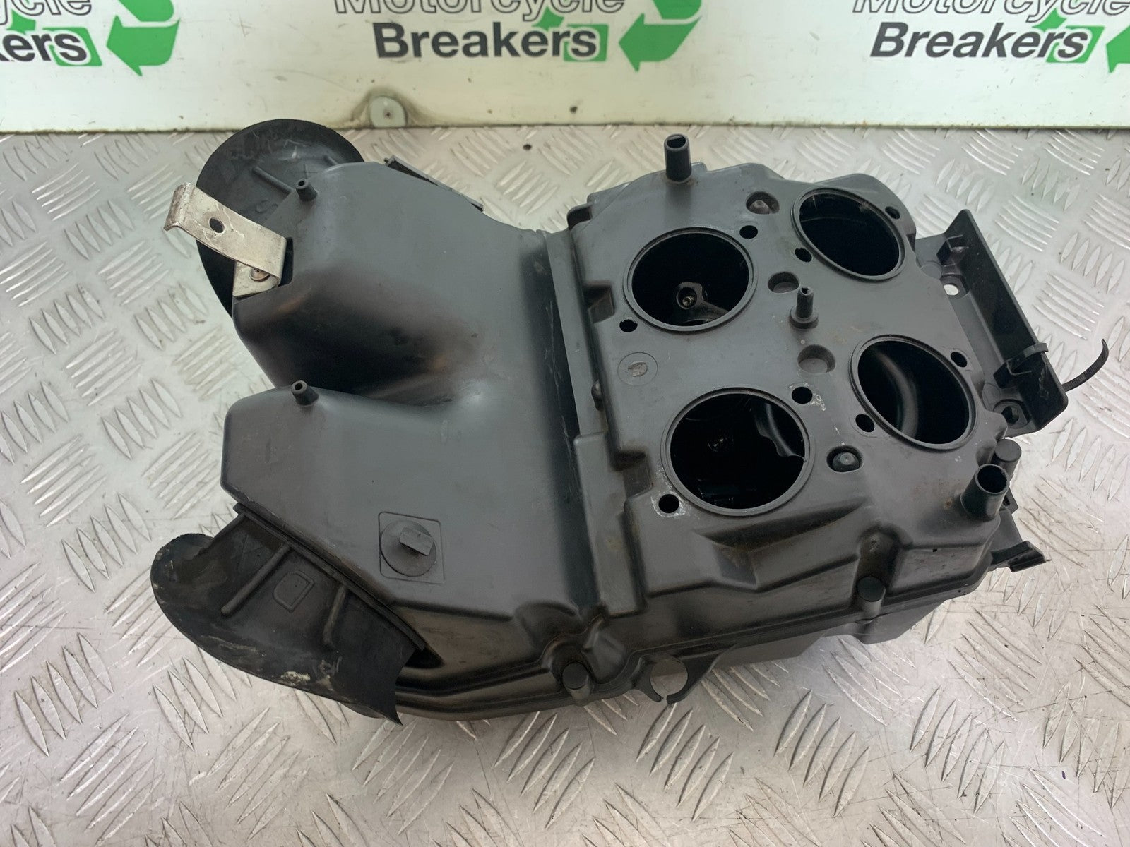 APRILIA TUONO 1000 V4R  AIRBOX   YEAR 2011-13  (CMB1316)