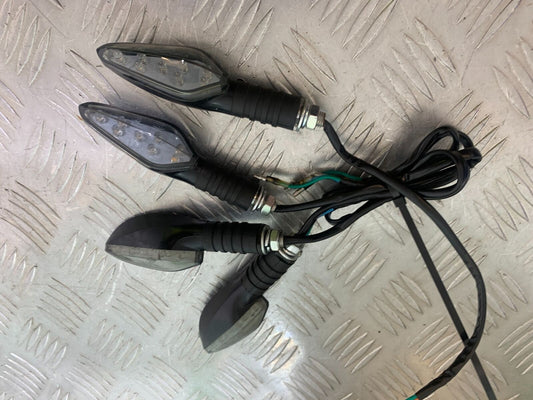 SINNIS TERRAIN 125 FRONT & REAR INDICATORS  YEAR 2024 (CMB1072)