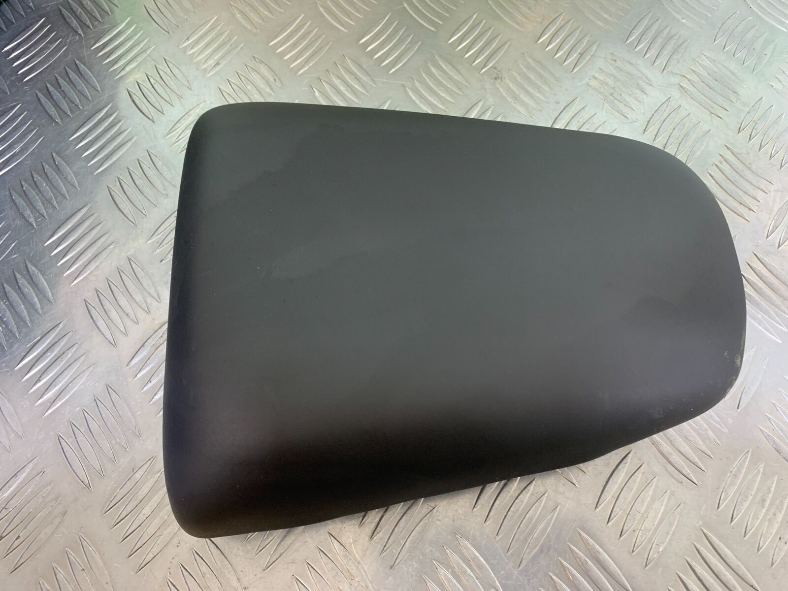 SUZUKI SV650 SV 650 REAR SEAT YEAR 2003-2006 (CMB1014)