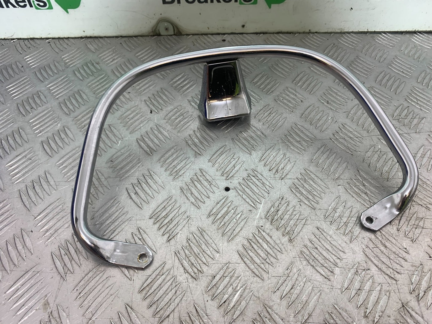 PIAGGIO VESPA GTS 125 GRAB RAIL  YEAR 2009-2014  (CMB1261)