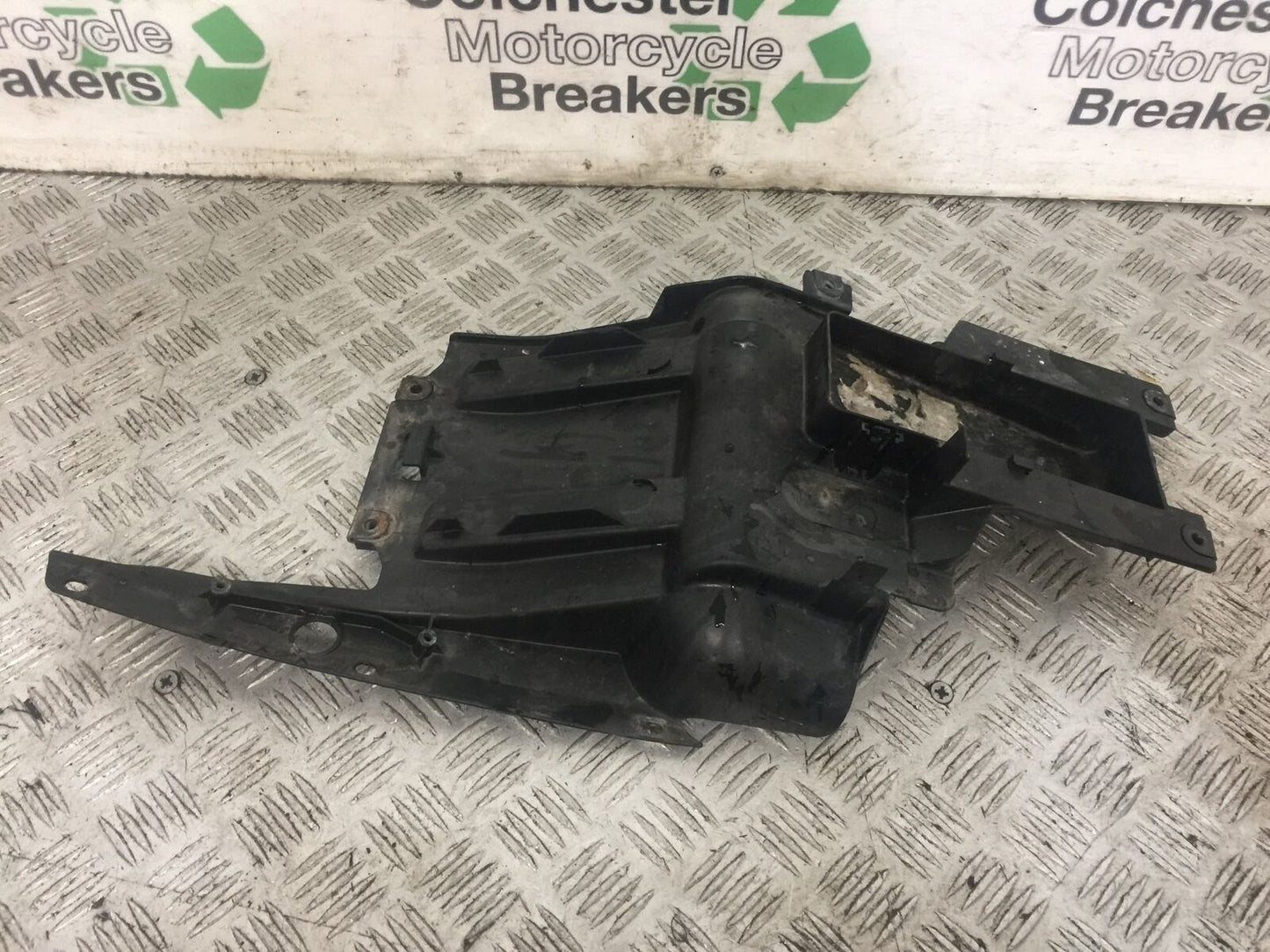 KAWASAKI ZX6R ZX6 R C1H UNDERTRAY YEAR 2005 2006 (STOCK 774)