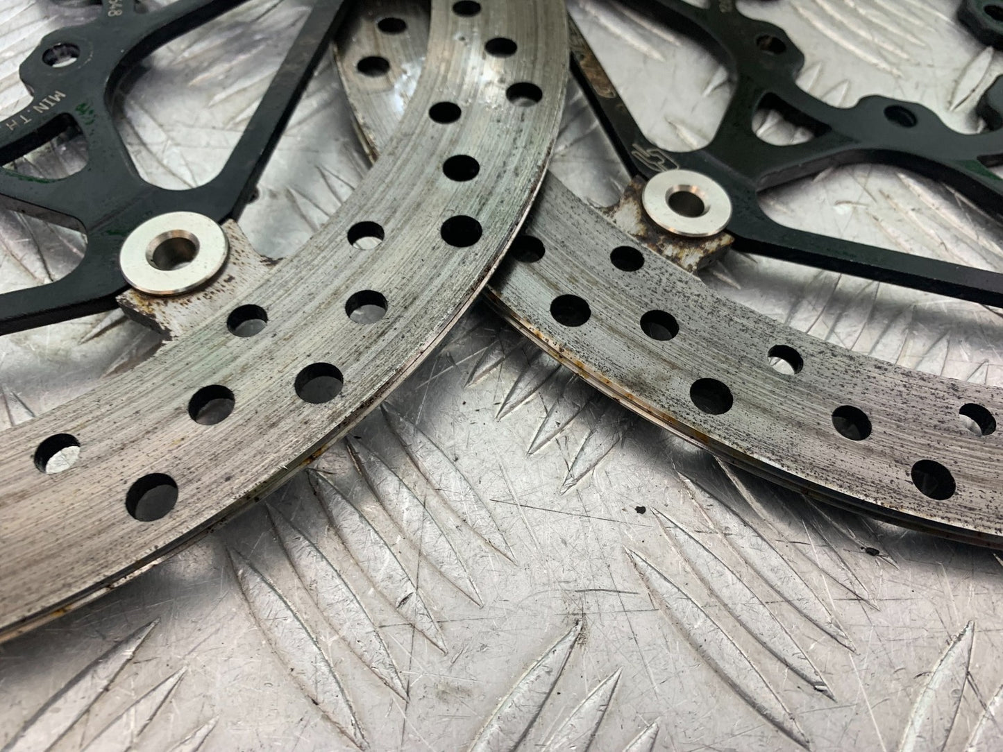 APRILIA TUONO 1000 V4 FRONT BRAKE DISCS   YEAR 2013-2014  (CMB1239)