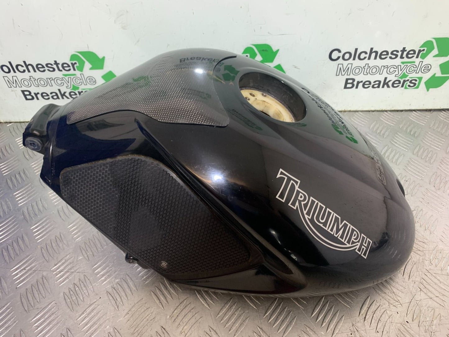 TRIUMPH 1050 SPEED TRIPLE PETROL TANK YEAR 2005-2007 (CMB1322)