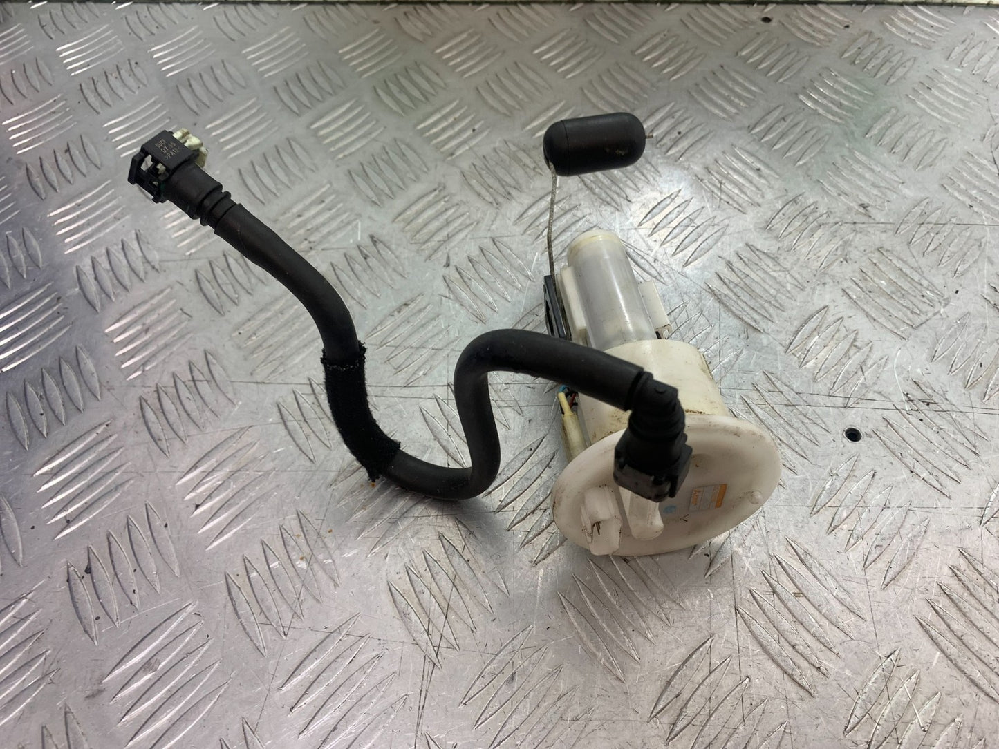 YAMAHA XSR900 XSR 900 PETROL PUMP YEAR 2022-2024 (CMB1215)