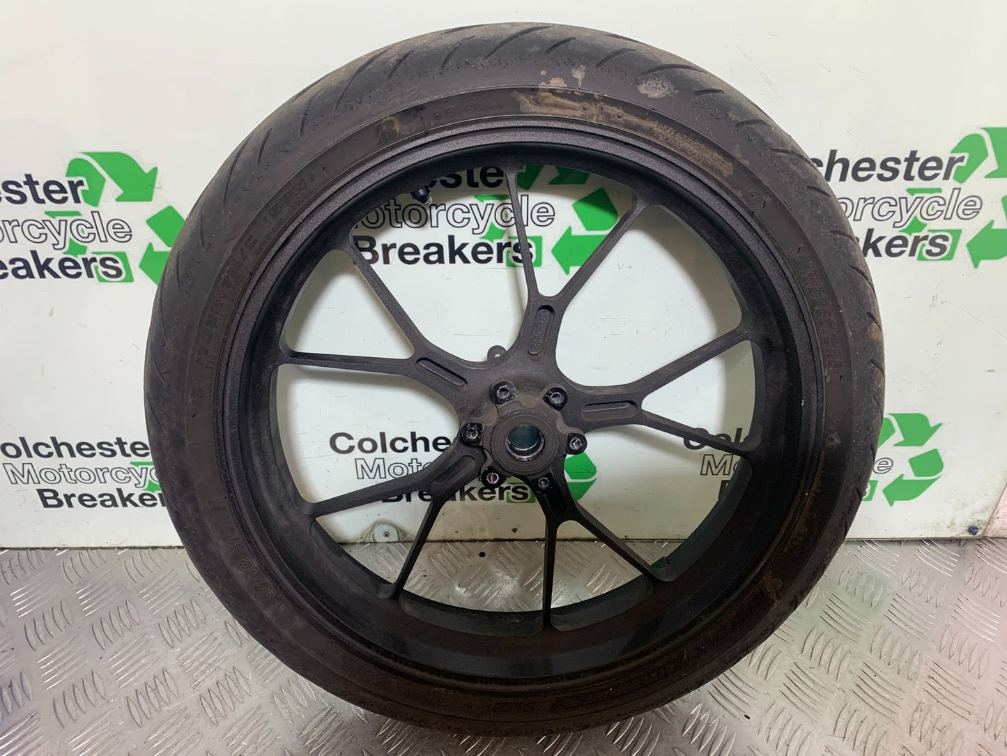 APRILIA RSV4 FACTORY FRONT WHEEL  YEAR 2009-2012 (CMB1224)