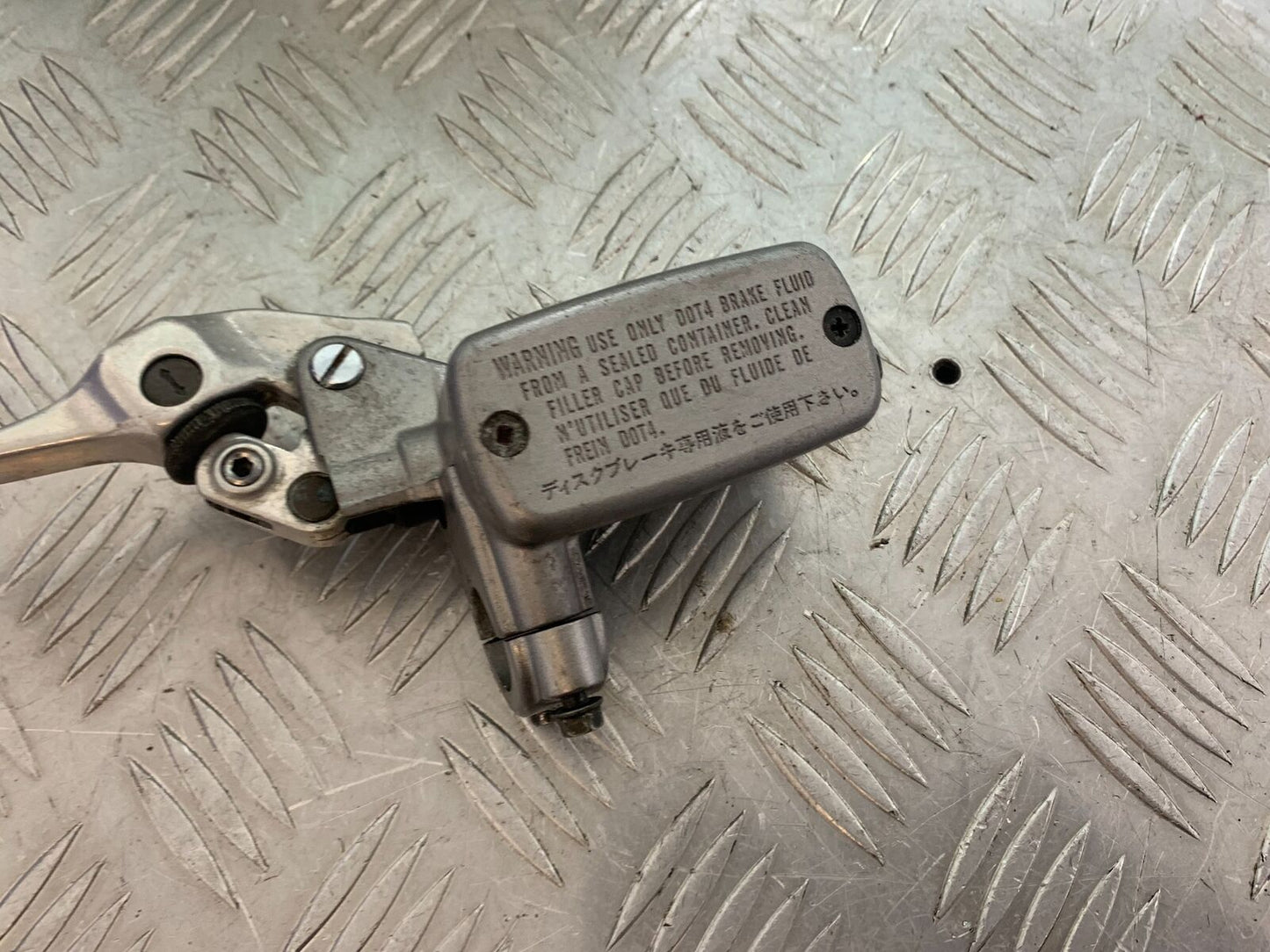 HONDA VFR750 VFR 750 FL-M-N-P CLUTCH MASTER CYLINDER    YEAR 1990-93 (CMB1093)