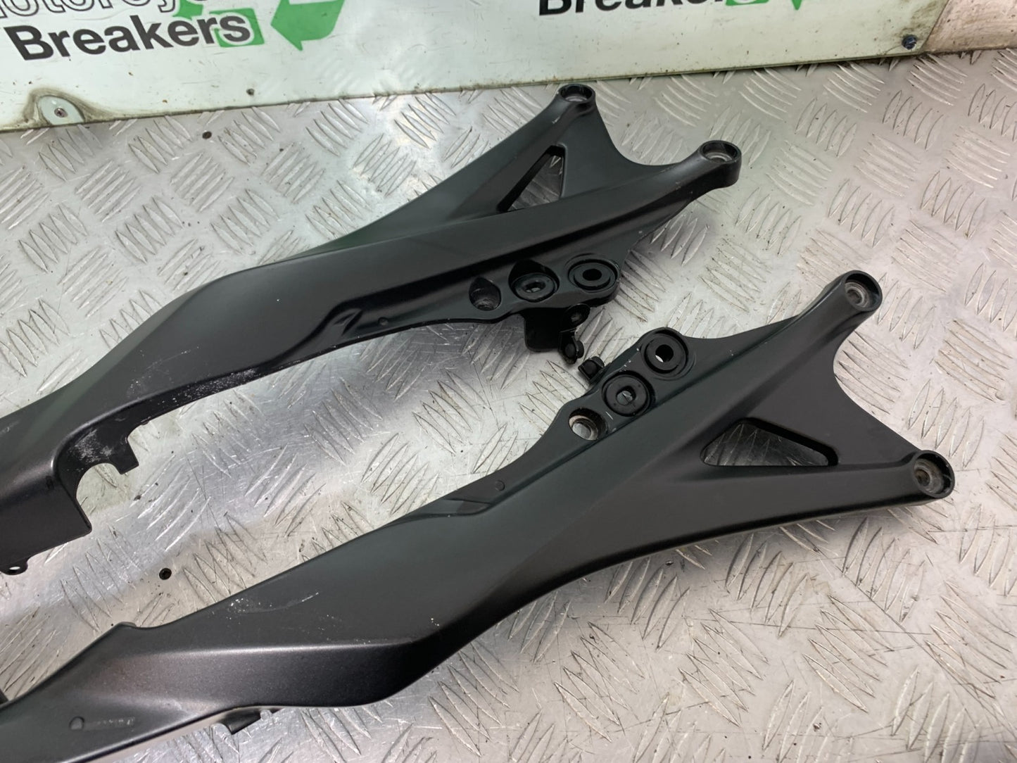 HONDA CBR1000 RR REAR SUBFRAME  YEAR  2008-2011 (CMB1330)