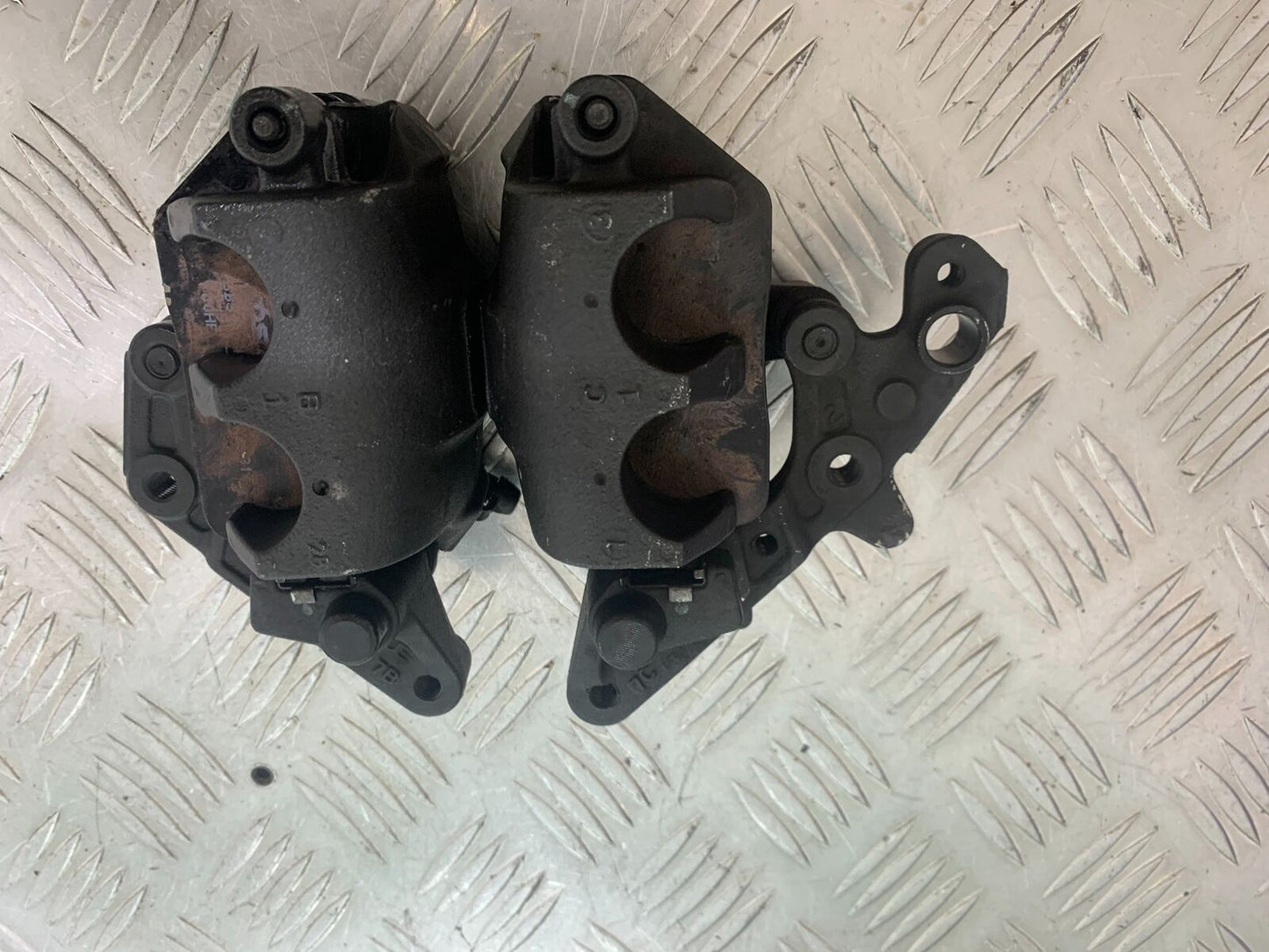 HONDA CB650 F CB 650 FA-H FRONT BRAKE CALIPERS   YEAR 2017- 2019 (CMB1087)