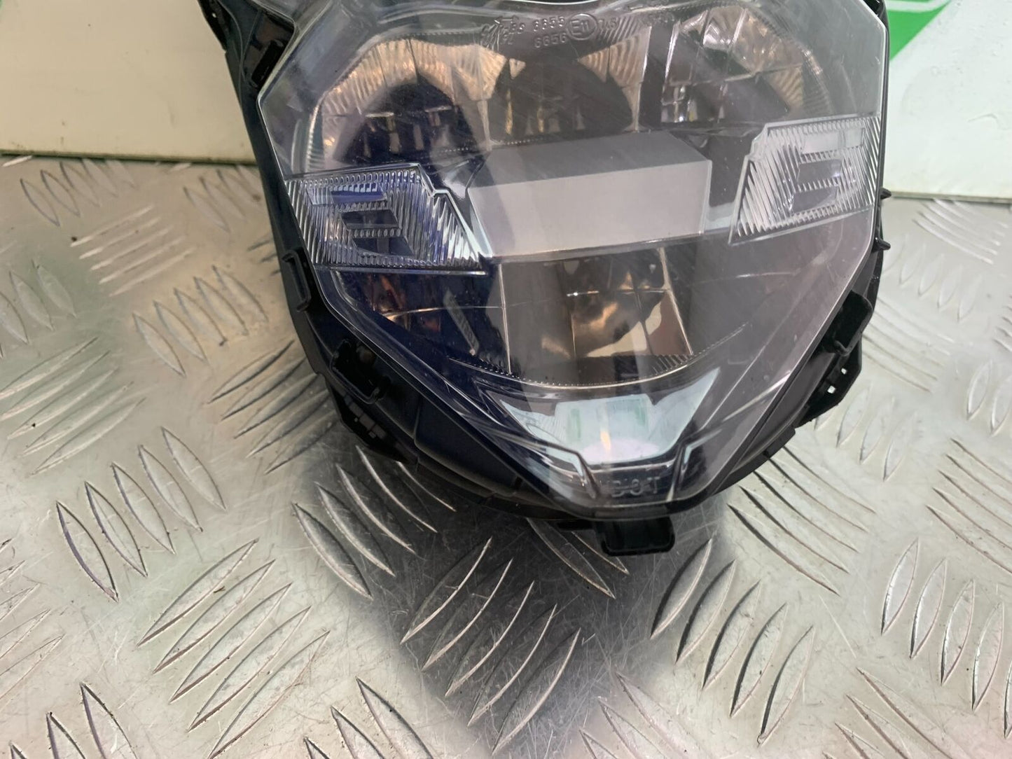 HONDA CBR650 F CBR 650F HEADLIGHT YEAR 2014-2017  (STOCK 998)