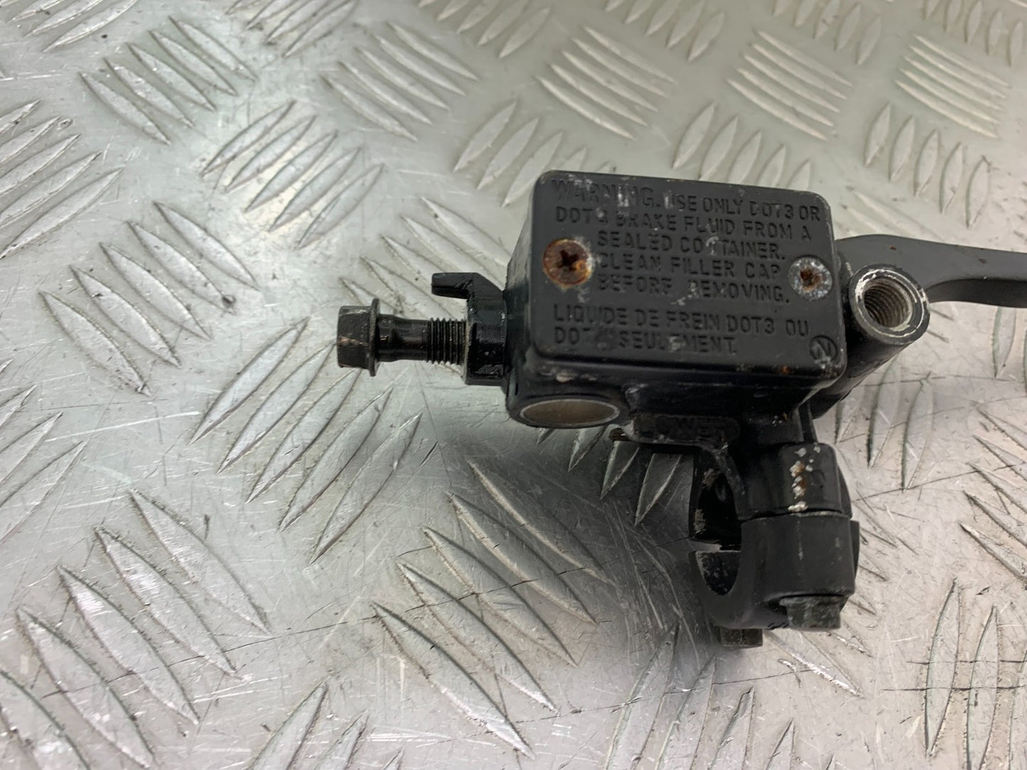 HONDA XL125 VARADERO FRONT BRAKE MASTER CYLINDER    YEAR 2001-2006  (CMB1304)