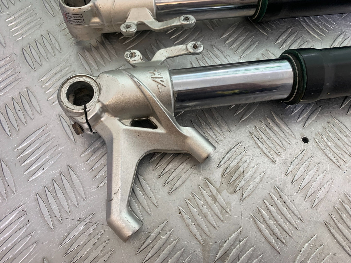 MV AGUSTA 800 F3 FORKS YEAR 2013-2016 (CMB1152)