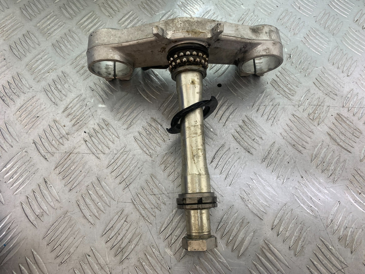 KAWASAKI ZX6R ZX6 R P7F P8F BOTTOM YOKE   YEAR 2007-08 (CMB1165)