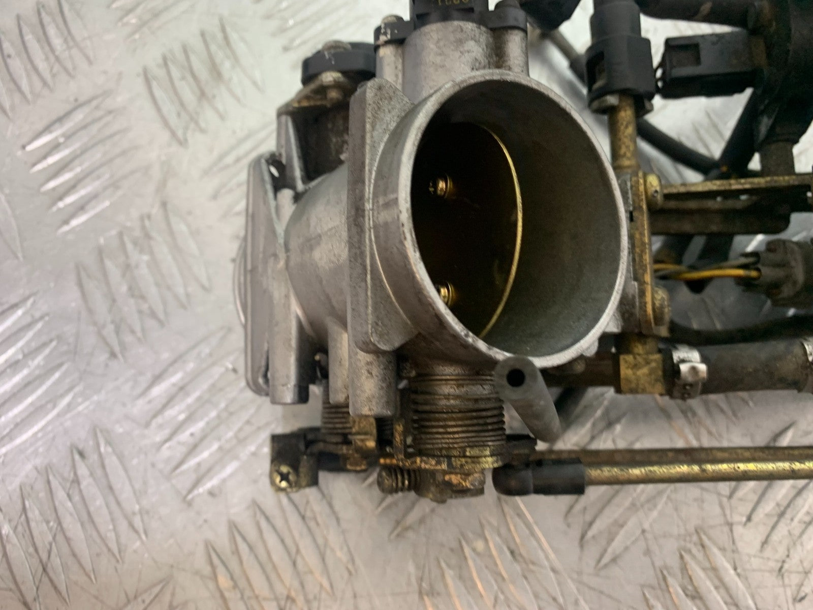 SUZUKI SV1000 SV 1000 S THROTTLE BODIES  YEAR 2003-2007 (CMB1293)
