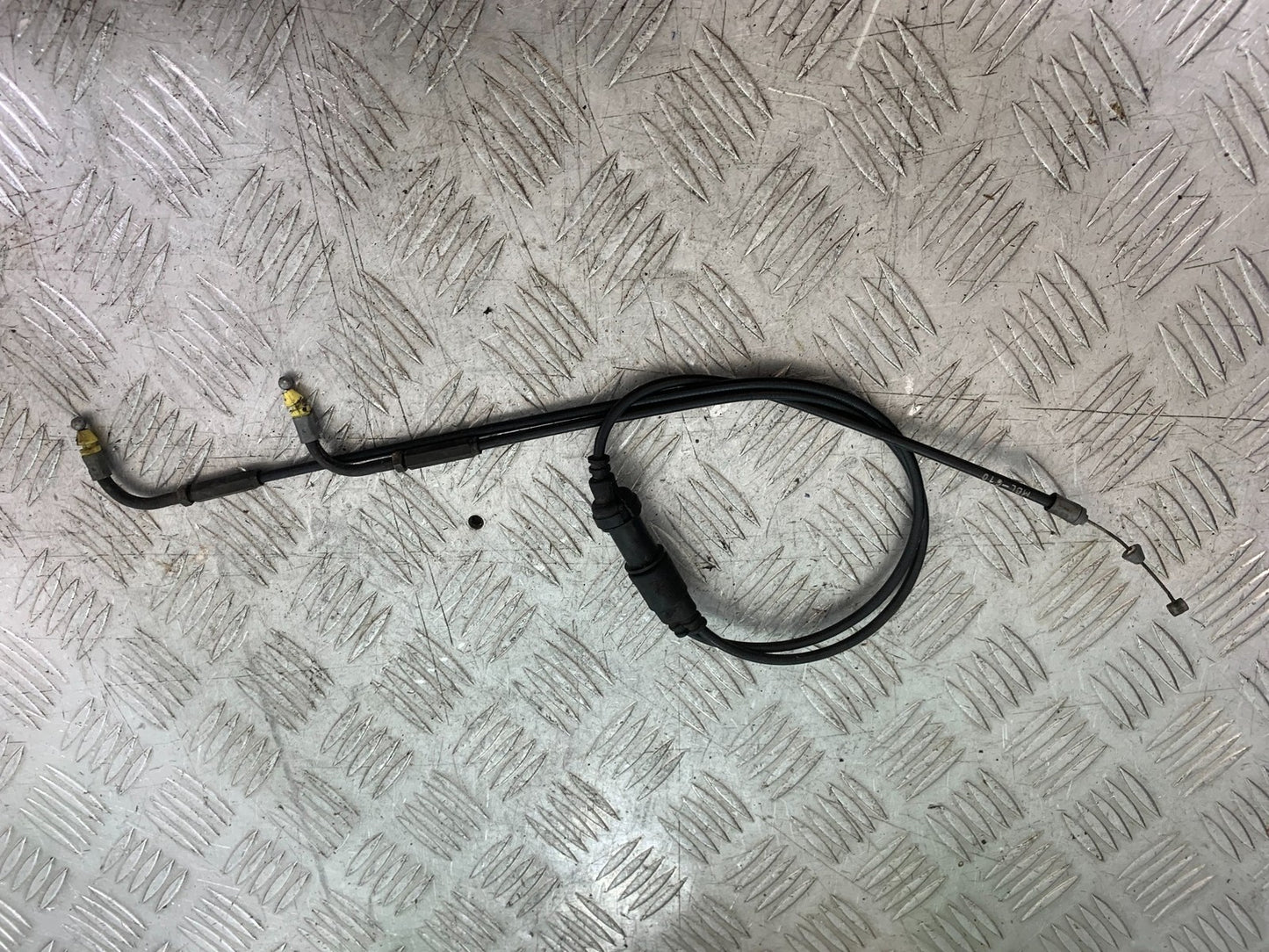HONDA NT650 V DEAUVILLE PANNIER RELEASE CABLE YEAR 1998-01(CMB1320)