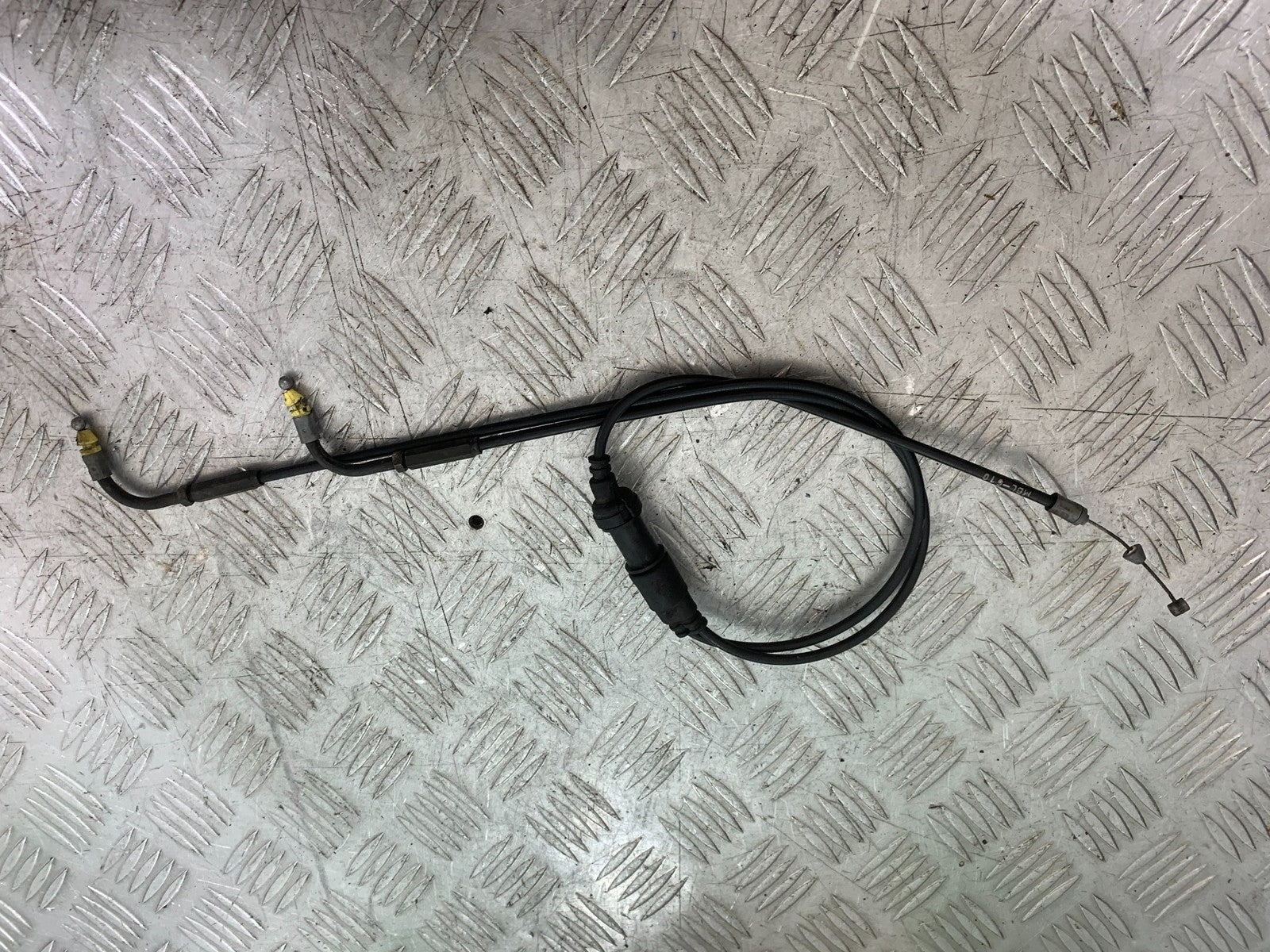 HONDA NT650 V DEAUVILLE PANNIER RELEASE CABLE YEAR 1998-01(CMB1320)