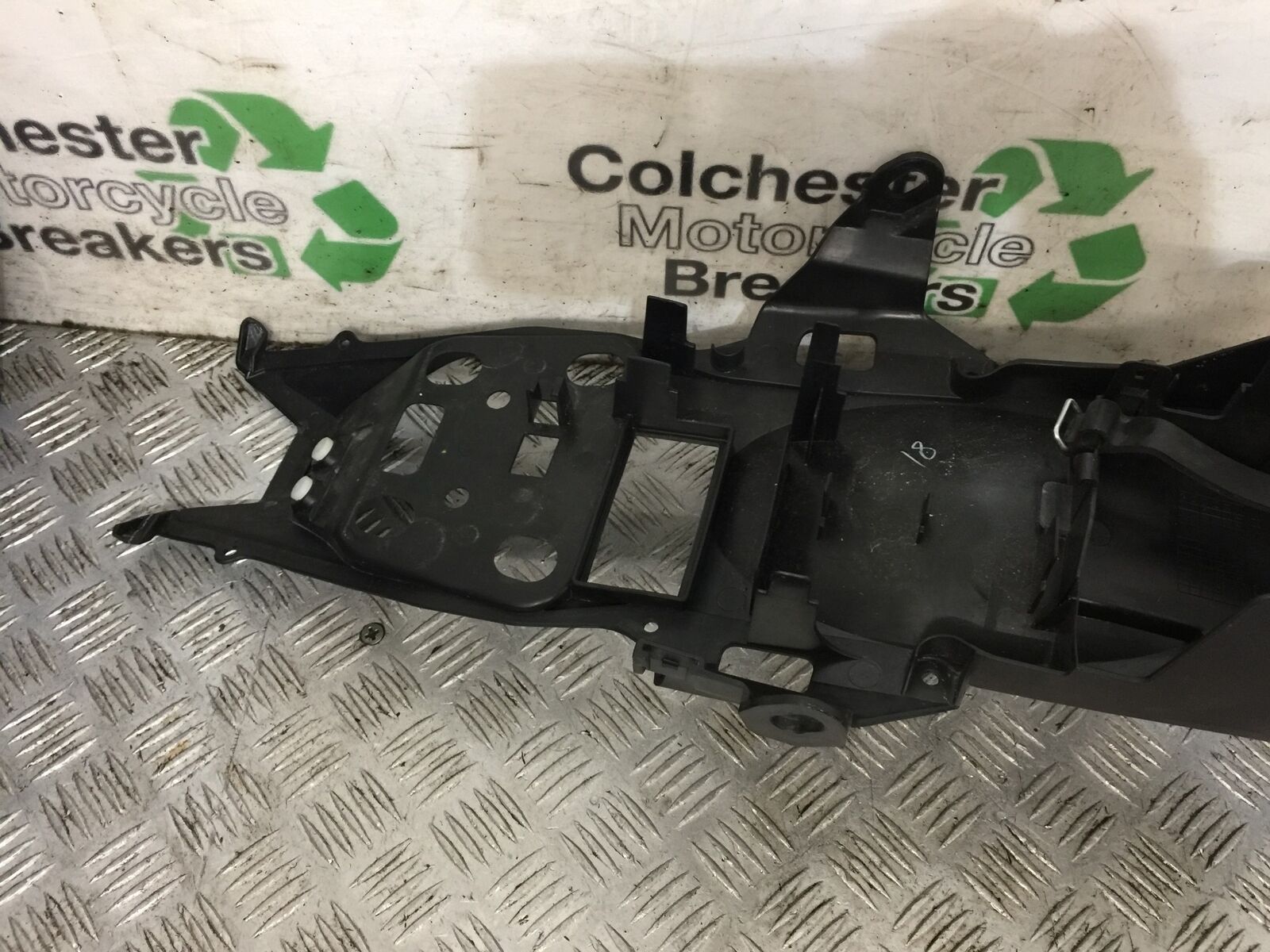 YAMAHA MT03 PETROL TANK  YEAR 2018  (STOCK 801)