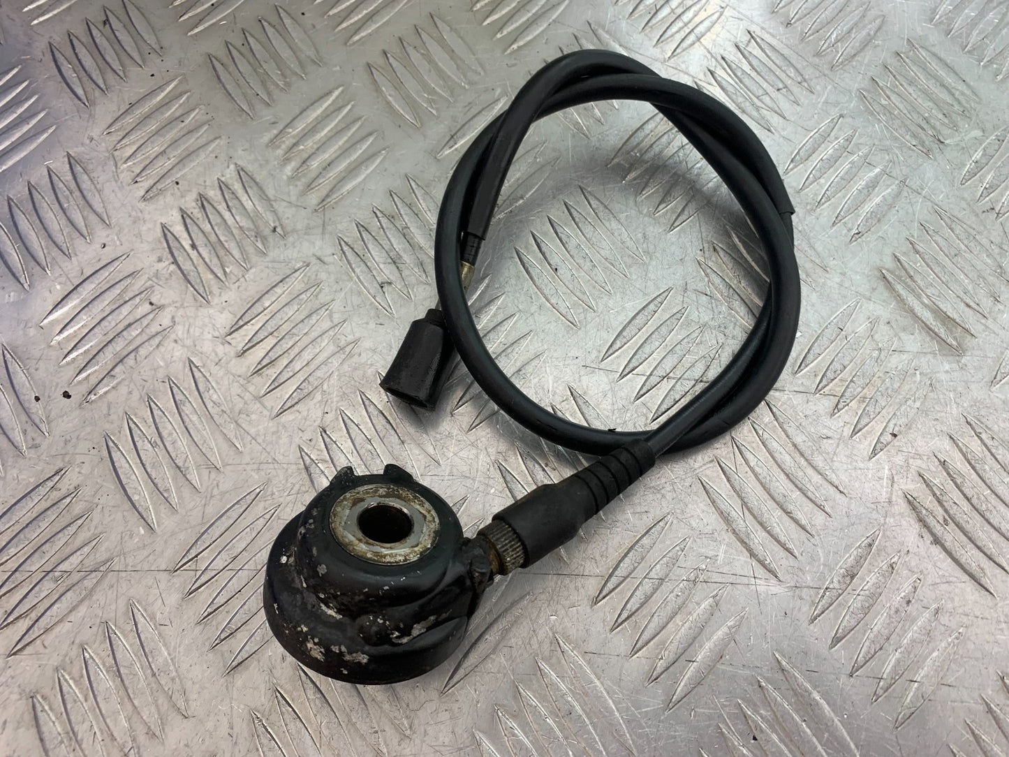 YAMAHA YBR125 CUSTOM SPEEDO DRIVE AND CABLE  YEAR 2008-2016 (CMB1192)