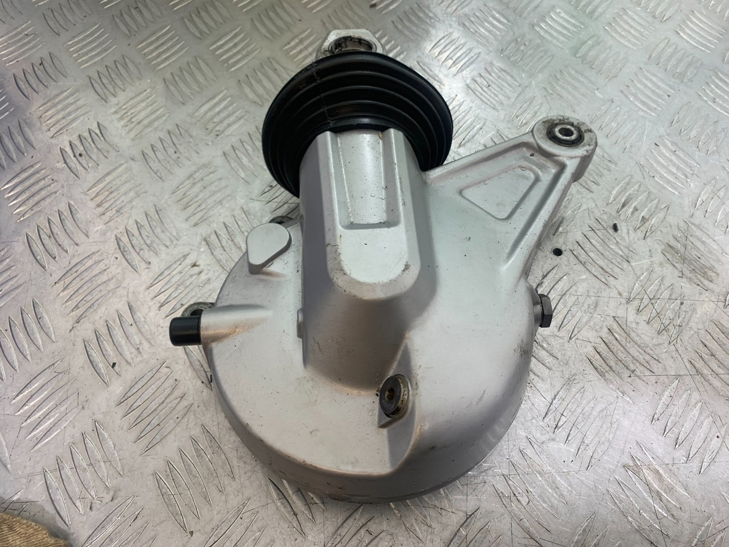 BMW R850 R R850R REAR DIFF   YEAR 1994-2002 (CMB1170)