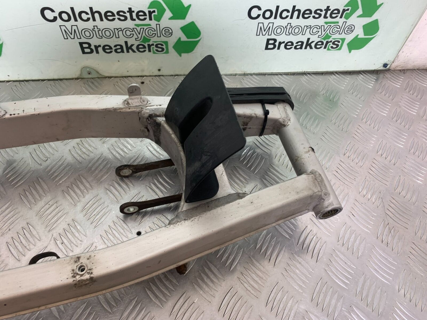 SUZUKI SV650 SV 650 mk1 SWINGARM   YEAR 1999-2002 (CMB1036)