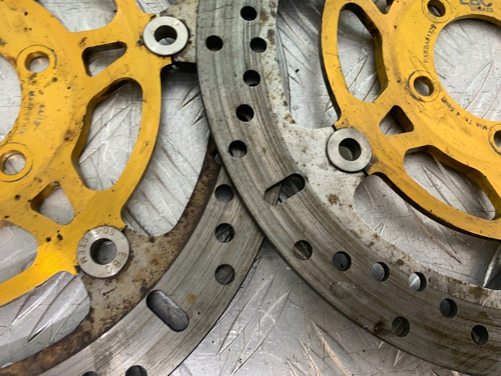 KAWASAKI Z750 Z 750 FRONT BRAKE DISCS YEAR 2004-2006  (CMB1234)