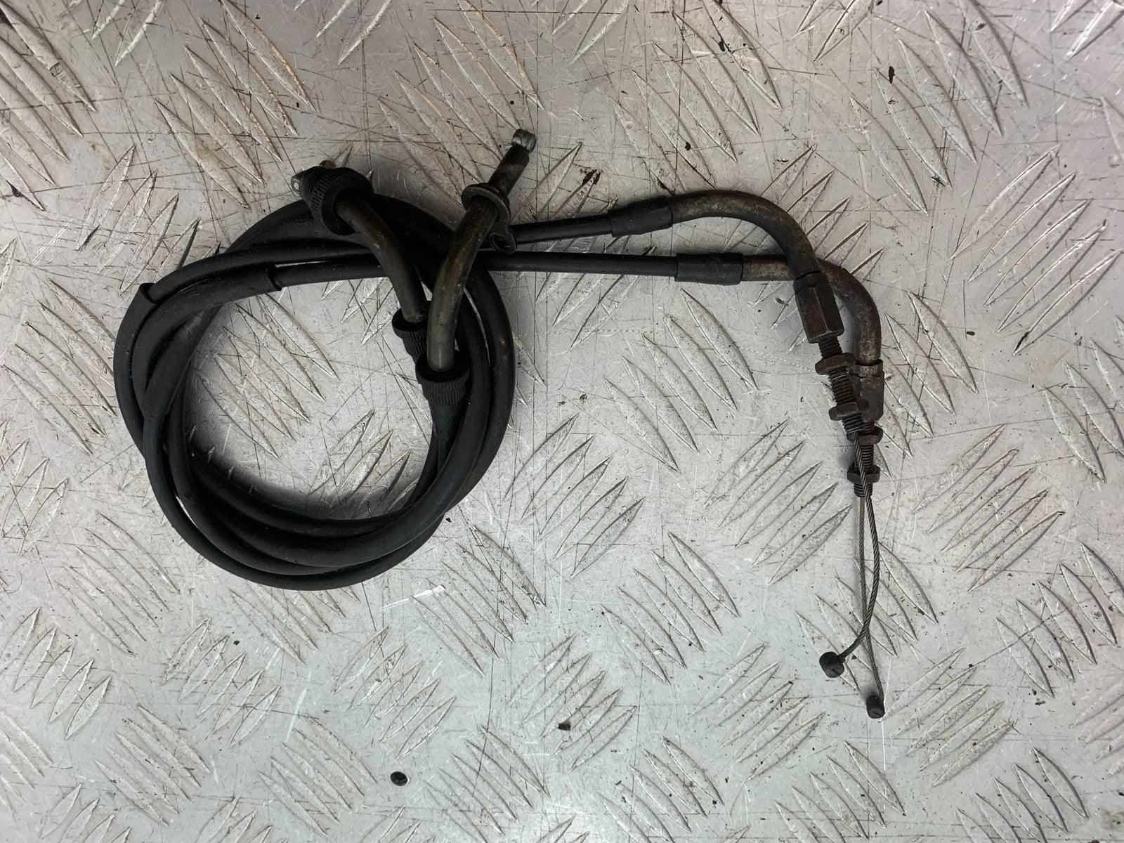 SUZUKI GSX1100 G GSX 1100 G THROTTLE CABLES  1991-1996 (CMB1283)