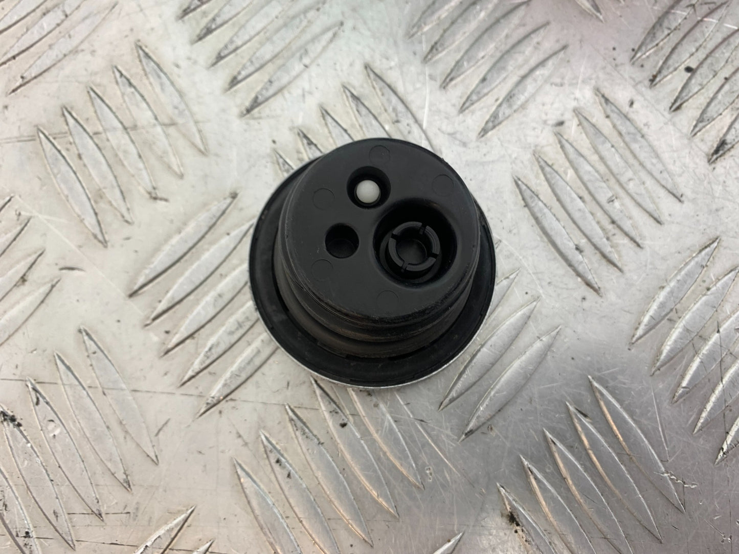 HARLEY DAVIDSON FSX BLACKLINE 1585 PETROL CAP YEAR 2012 (CMB1147)