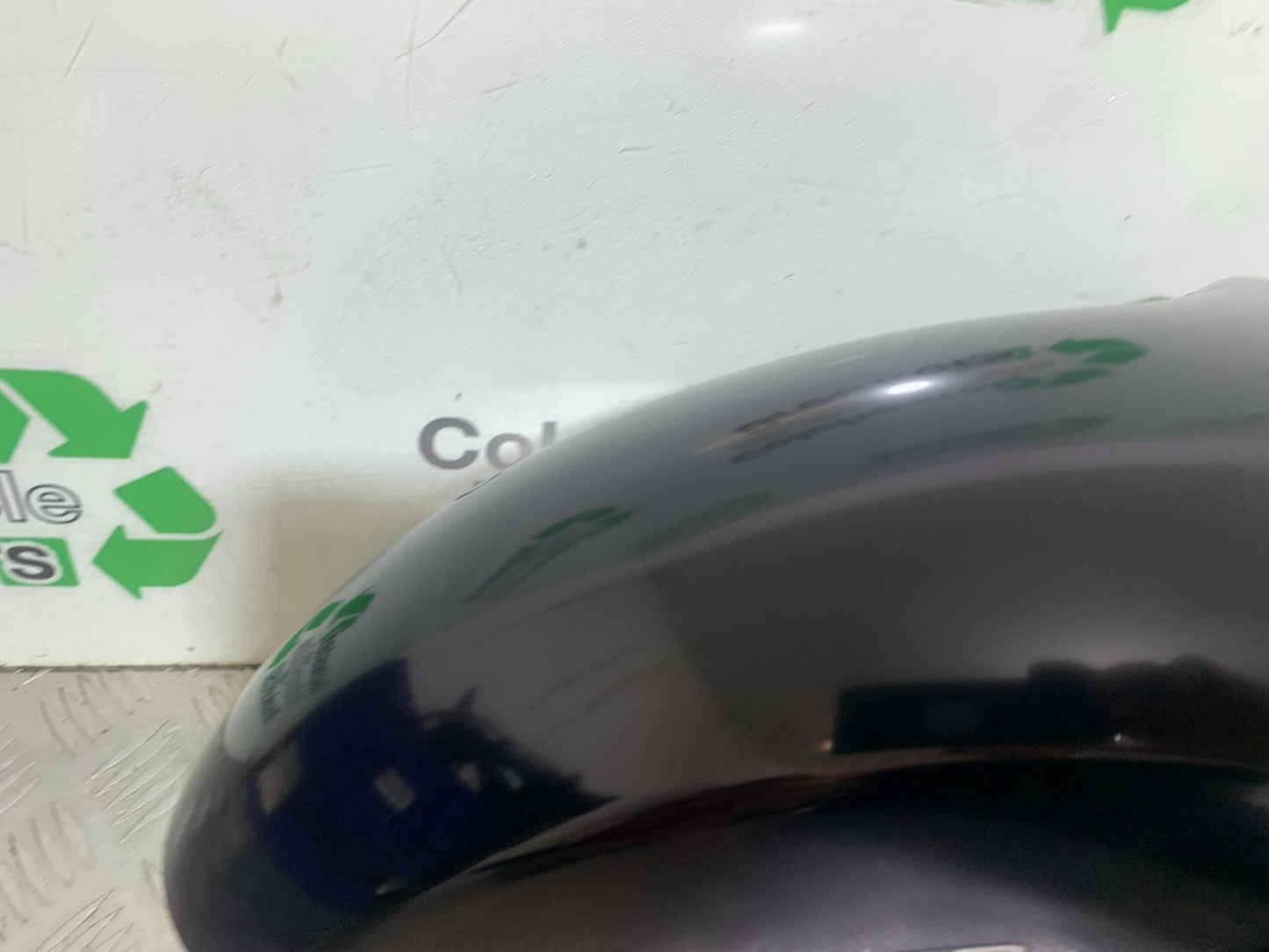 KAWASAKI GTR1400 GTR 1400 FRONT MUDGUARD  YEAR 2007-2009 (CMB1174)